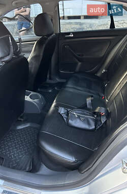 Седан Volkswagen Jetta 2007 в 