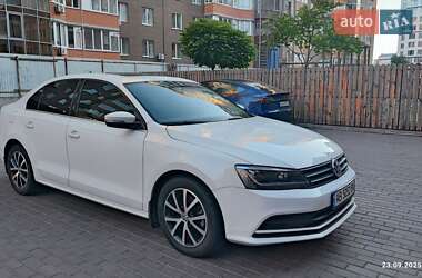 Седан Volkswagen Jetta 2017 в Виннице