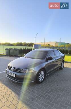 Седан Volkswagen Jetta 2015 в Виннице