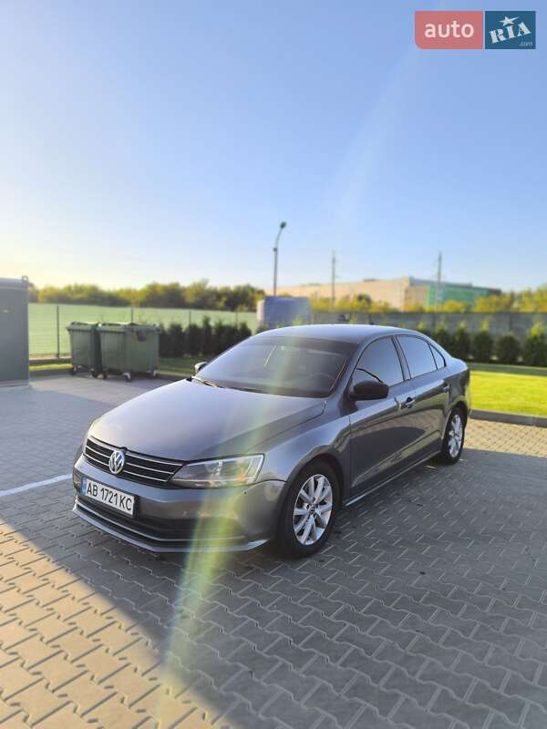 Volkswagen Jetta 2015