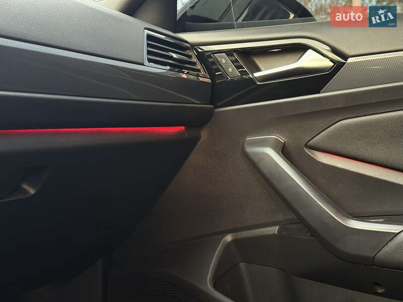 Седан Volkswagen Jetta 2019 в Ужгороді