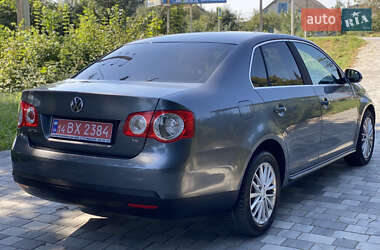 Седан Volkswagen Jetta 2007 в 