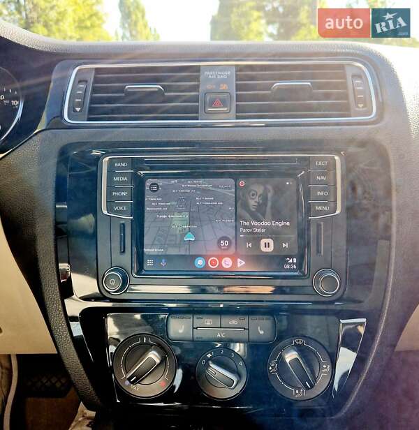 Седан Volkswagen Jetta 2015 в Києві