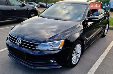 Седан Volkswagen Jetta 2015 в 