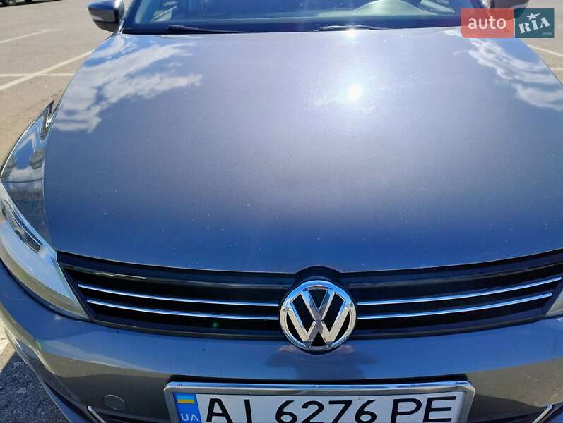 Седан Volkswagen Jetta 2012 в Киеве фото 4 Седан Volkswagen Jetta 2012 в Киеве