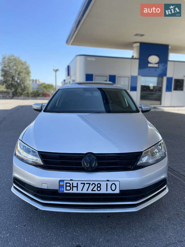 Седан Volkswagen Jetta 2014 в Запорожье