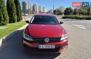 Седан Volkswagen Jetta 2015 в Киеве