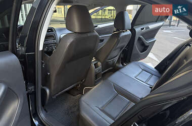 Седан Volkswagen Jetta 2012 в 