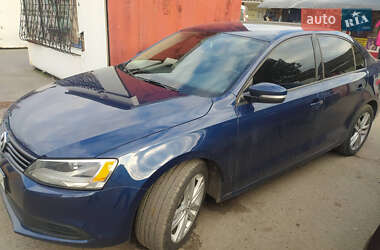 Седан Volkswagen Jetta 2011 в 