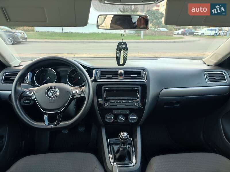 Седан Volkswagen Jetta 2014 в Полтаве