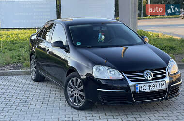 Седан Volkswagen Jetta 2008 в 