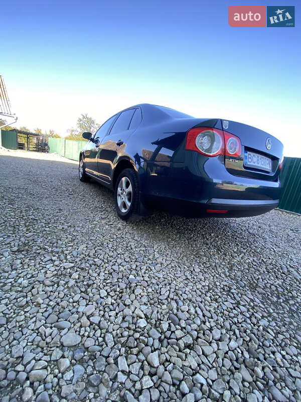 Седан Volkswagen Jetta 2005 в Долині фото 10 Седан Volkswagen Jetta 2005 в Долині