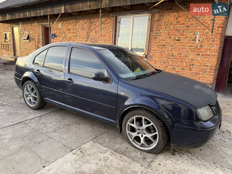 Седан Volkswagen Jetta 2000 в Львове