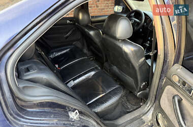 Седан Volkswagen Jetta 2000 в 