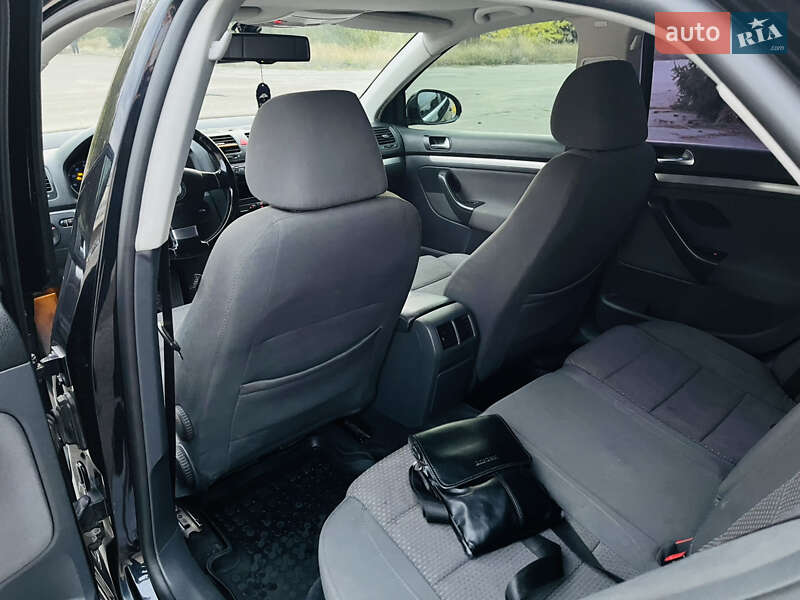 Седан Volkswagen Jetta 2007 в Кропивницькому фото 8 Седан Volkswagen Jetta 2007 в Кропивницькому