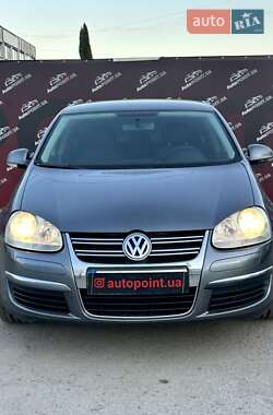 Седан Volkswagen Jetta 2005 в 