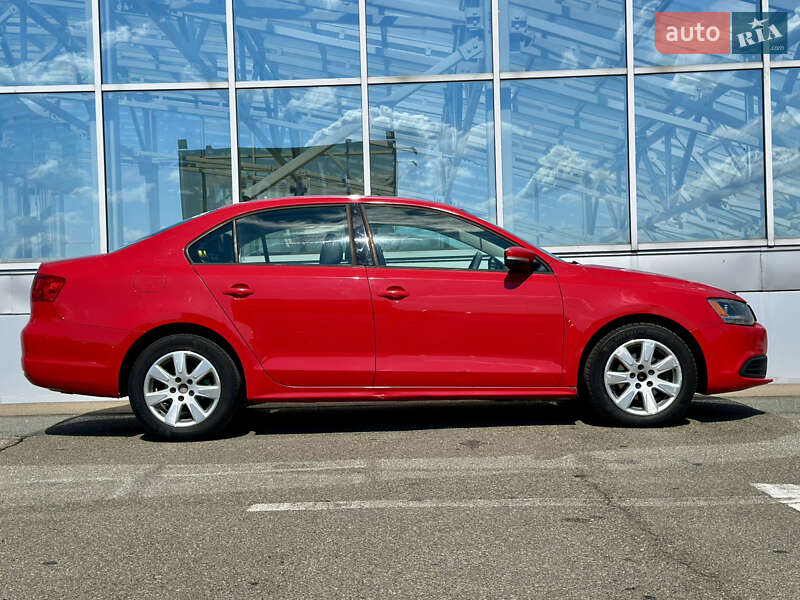 Седан Volkswagen Jetta 2014 в Киеве фото 11 Седан Volkswagen Jetta 2014 в Киеве