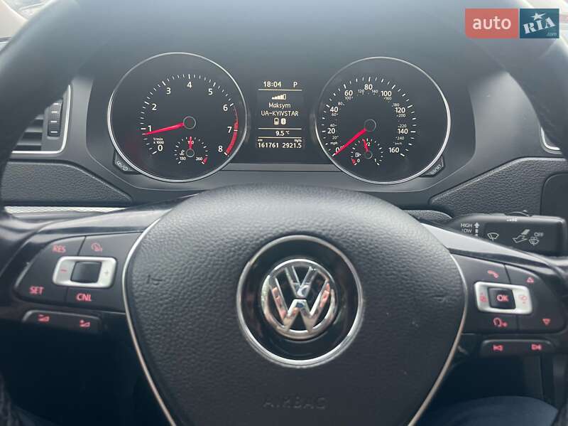 Седан Volkswagen Jetta 2017 в Львове