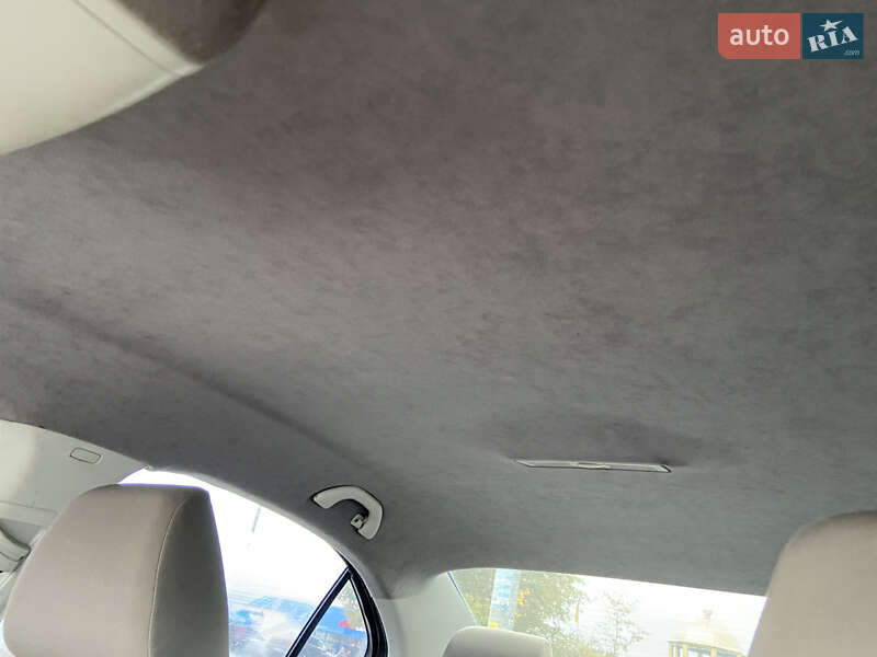 Седан Volkswagen Jetta 2014 в Киеве