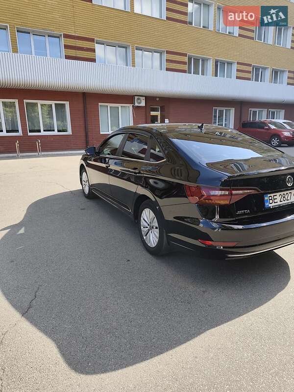 Седан Volkswagen Jetta 2018 в Киеве