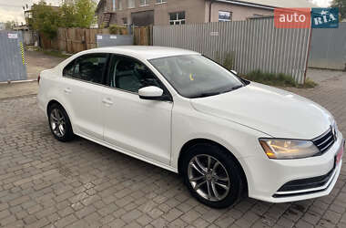 Седан Volkswagen Jetta 2017 в Львове