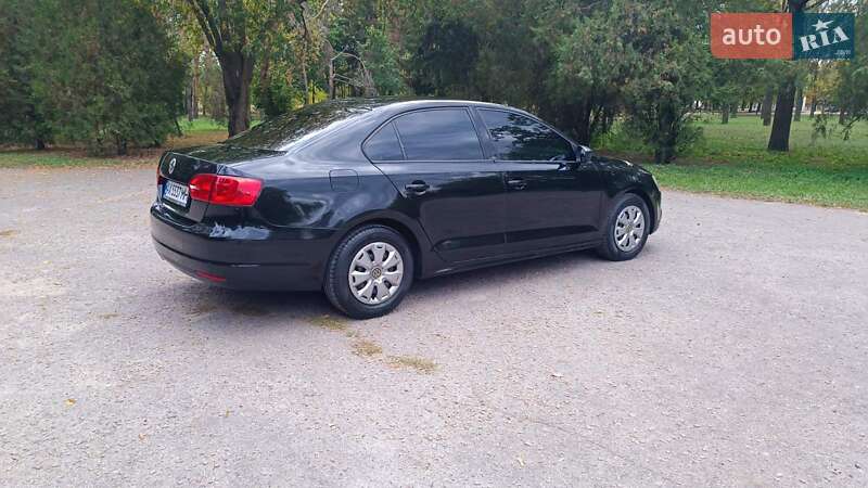 Седан Volkswagen Jetta 2014 в Харькове