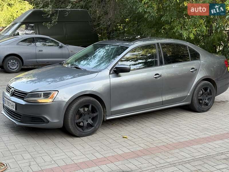 Седан Volkswagen Jetta 2013 в Запорожье