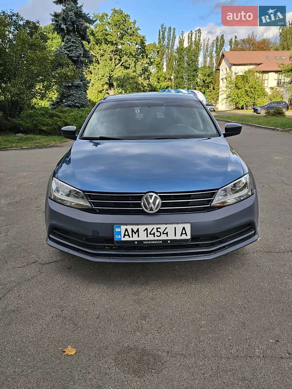 Седан Volkswagen Jetta 2014 в Киеве