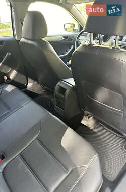 Седан Volkswagen Jetta 2015 в 