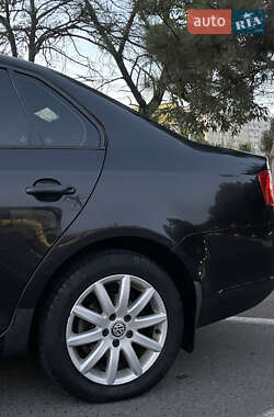 Седан Volkswagen Jetta 2006 в 