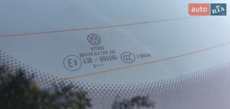 Седан Volkswagen Jetta 2016 в Киеве