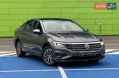 Седан Volkswagen Jetta 2019 в Киеве