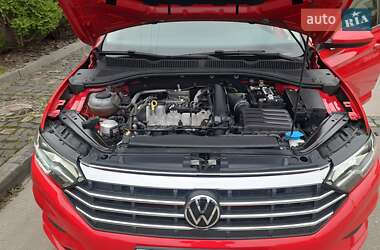 Седан Volkswagen Jetta 2021 в 