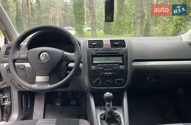 Седан Volkswagen Jetta 2009 в 