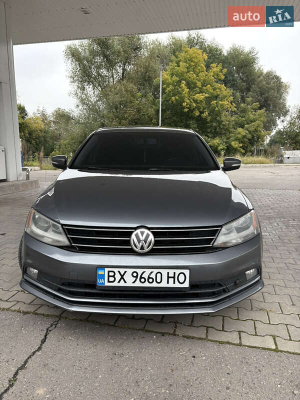 Седан Volkswagen Jetta 2014 в Хмельницком