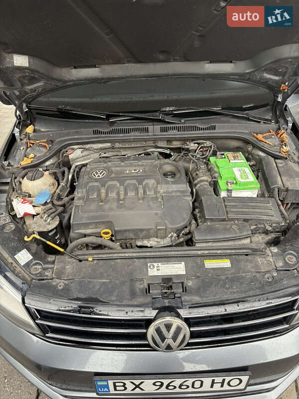 Седан Volkswagen Jetta 2014 в Хмельницком