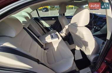 Седан Volkswagen Jetta 2016 в 