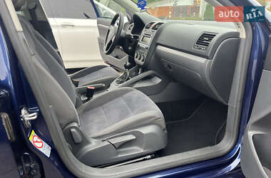 Седан Volkswagen Jetta 2007 в 