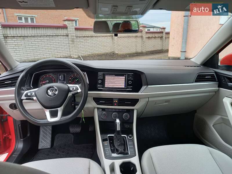 Седан Volkswagen Jetta 2018 в Львові фото 33 Седан Volkswagen Jetta 2018 в Львові