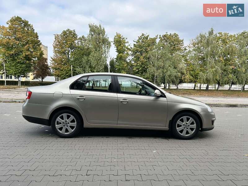 Седан Volkswagen Jetta 2007 в Белой Церкви