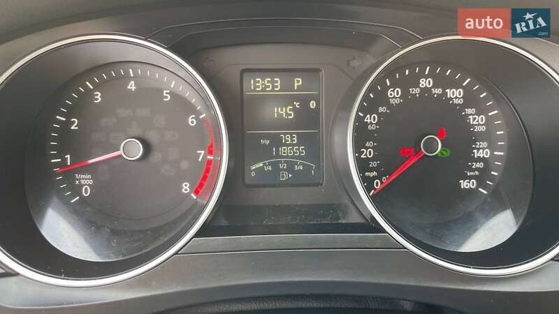 Седан Volkswagen Jetta 2014 в Львові