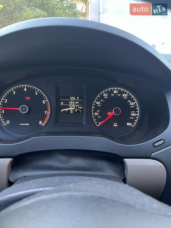 Седан Volkswagen Jetta 2013 в Запоріжжі