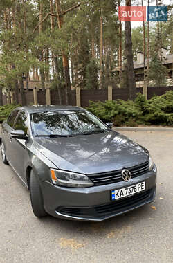 Седан Volkswagen Jetta 2011 в Новомосковську