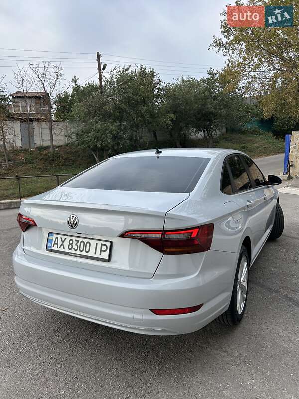 Седан Volkswagen Jetta 2018 в Києві
