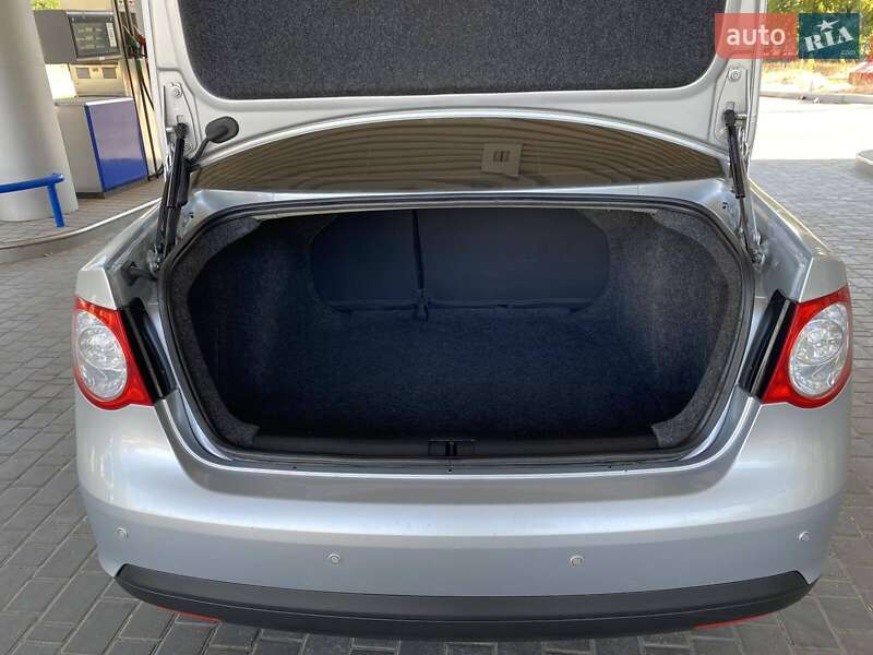 Седан Volkswagen Jetta 2009 в Миколаєві фото 32 Седан Volkswagen Jetta 2009 в Миколаєві