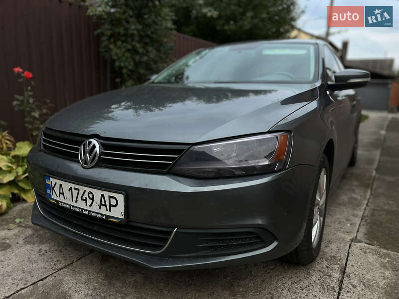 Volkswagen Jetta 2013