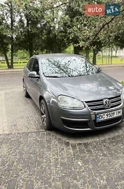 Седан Volkswagen Jetta 2008 в Жидачові