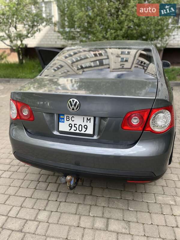 Седан Volkswagen Jetta 2008 в Жидачові