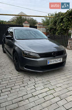 Седан Volkswagen Jetta 2014 в 