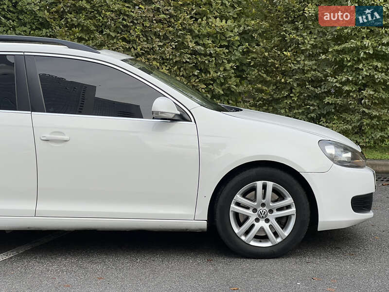 Универсал Volkswagen Jetta 2010 в Киеве фото 26 Универсал Volkswagen Jetta 2010 в Киеве